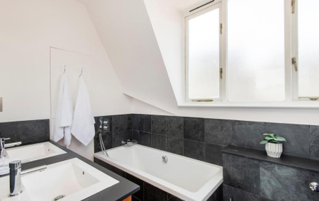 3 bedroom apartment to rent - Photo 4