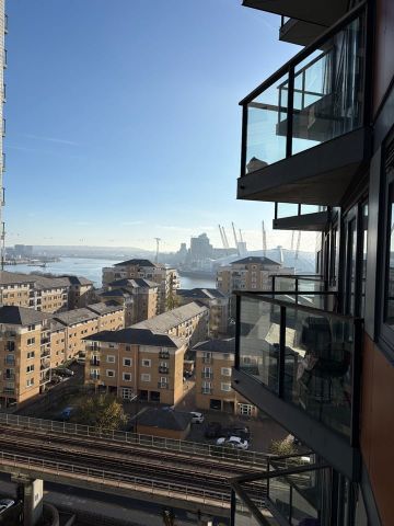 2 Bed Flat, Proton Tower, E14 - Photo 5