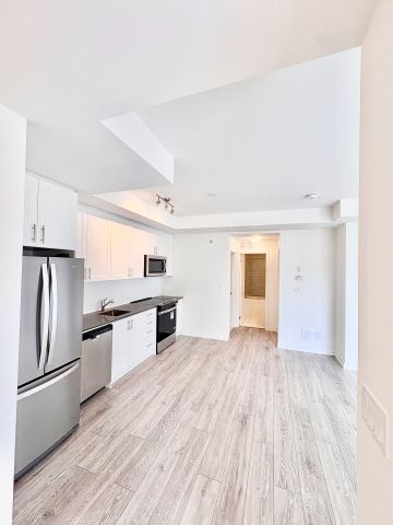 For Lease - 14 Lytham Green Circle Unit# 15, Newmarket, Ontario - Photo 2