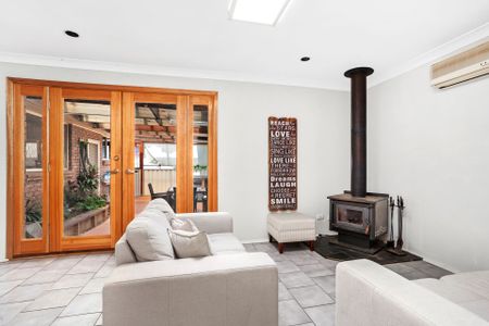 Ticks The Boxes! - Photo 2