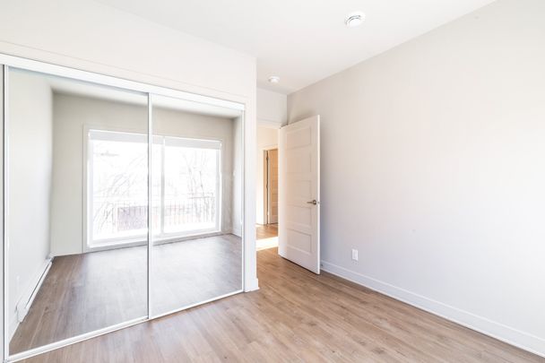 2042 Rue Dufresne, Montréal - Photo 1
