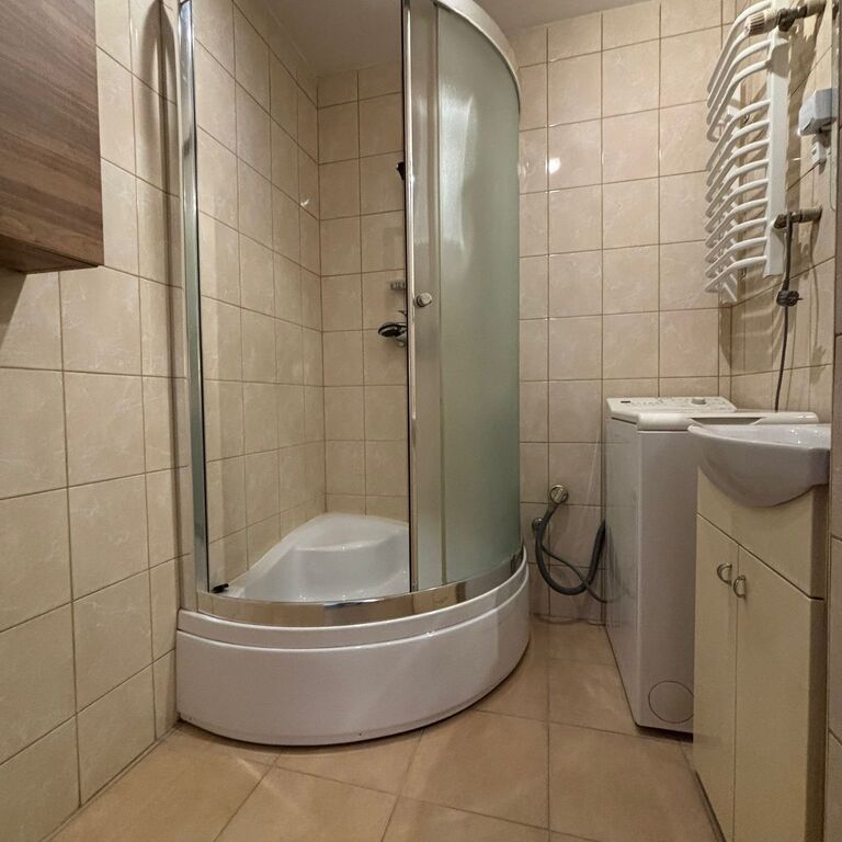 Komfortowe 2 pokojowe mieszkanie, po remoncie! - Photo 1