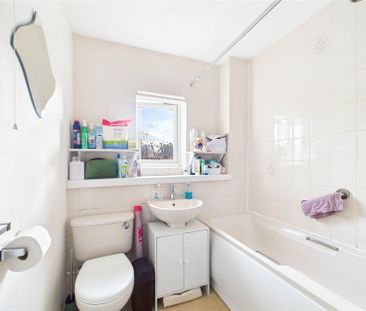 1 bedroom House in Simkins Close, Winkfield Row - Photo 5