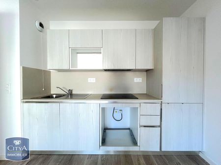 Location Appartement 3 pièces 66m² LE BLANC MESNIL 93150 - Photo 3