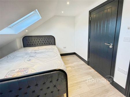 1 bedroom property to rent - Photo 3