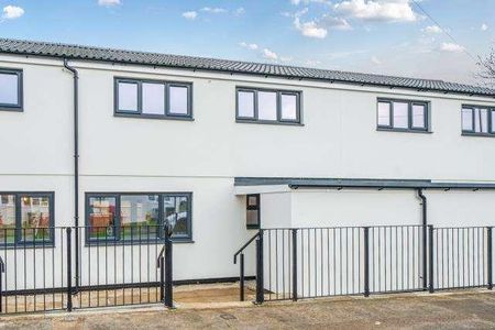 Stanmore Crescent, Carterton, OX18 - Photo 4