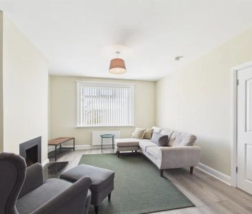 98 Shore Road, Greenisland - Photo 3