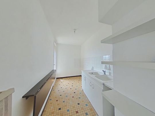 Location Appartement 2 pièces 36m² ROMANS SUR ISERE 26100 - Photo 1