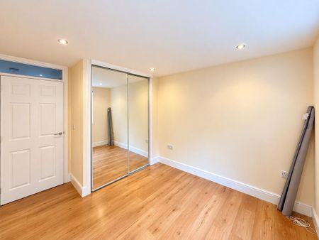 1 bedroom ground floor maisonette to rent - Photo 2