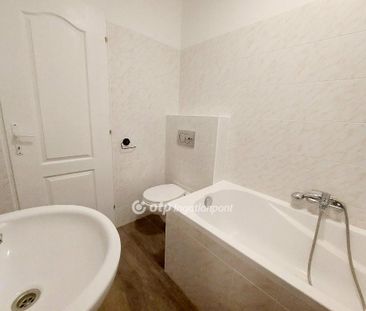 Templom tér, 1195, Budapest - Fotó 2