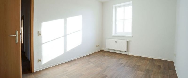 Tolle 3-Raum-Wohnung, 2 Bäder, zentrumsnah, zum baldigen Einzug - Photo 1