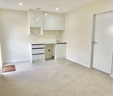 Modern one Bedroom Unit for Rent in Takanini - Photo 1