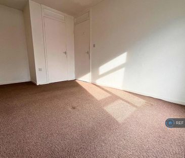 1 bedroom maisonette to rent - Photo 3