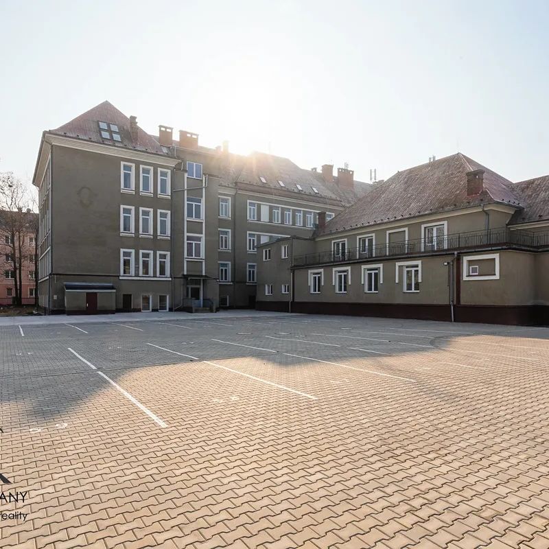 Pronájem bytu 1+kk 20 m² - Photo 1