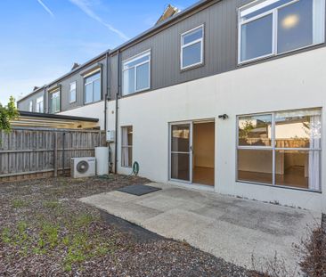 Modern Charm & Convenience in Every Corner - Photo 5