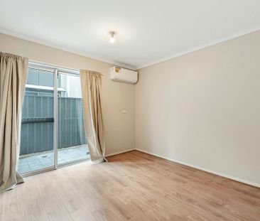 Stylish & Spacious Townhouse in Prime Mawson Lakes Location - Photo 1