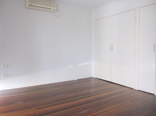 2-story ground floor unit in a complex of only 6 units - Photo 1