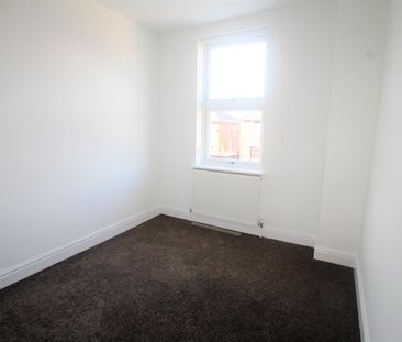 3 Bedroom House To Rent - Photo 4