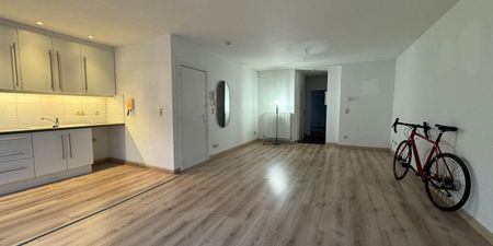 Appartement te huur in Antwerpen voor € 750 met 2 slaapkamers - Photo 4