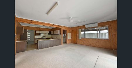 Charming Home in a Convenient, Sought-After Location - Photo 2