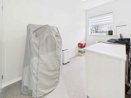 2 bedroom terraced house to rent - Photo 3