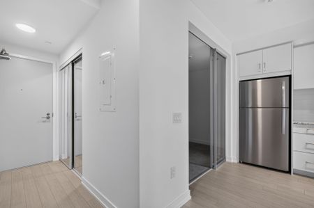 For Lease - 4010 Eglinton Avenue Unit# 824, Toronto, Ontario - Photo 5