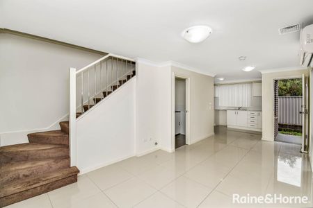 Modern Townhouse - Photo 5