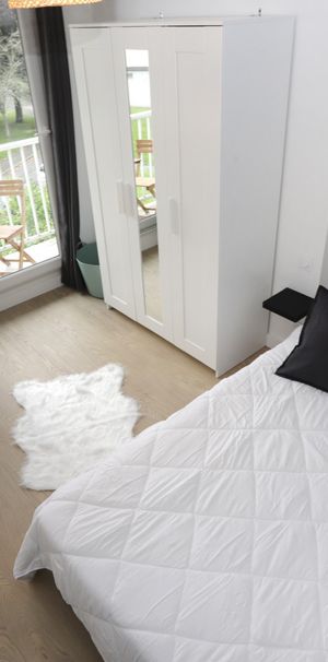 NIVERNAIS Roommate 4 Bedrooms at Brest - Photo 1