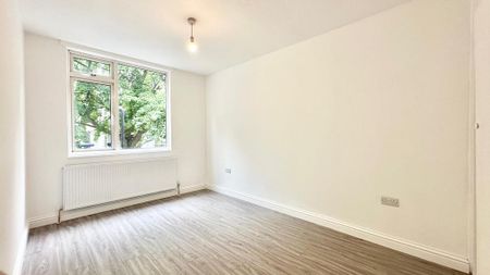 4 bedroom terraced house to rent - Photo 5