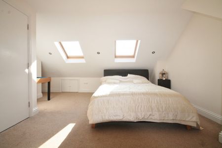 Helen Avenue, Feltham, Middlesex,TW14 - Photo 4