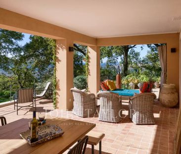 Maison à louer Valbonne, Cote d'Azur, France7 500 EUR / Mois - Photo 4