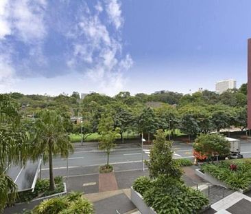 3, Parkland Boulevard, QLD, Brisbane City - Photo 3