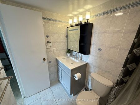 For Lease - 20 Edgecliff Golfway Unit# 815, Toronto, Ontario - Photo 3