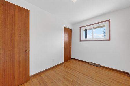 For Lease - 146 Oriole Street, Oshawa, Ontario - Photo 4