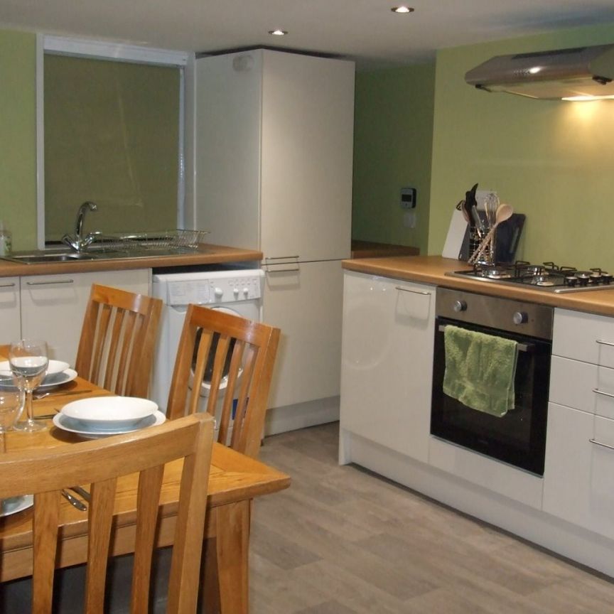 1 bed House Share - To Let - Photo 1