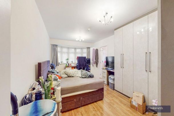 5 bedroom detached house to rent - Photo 1