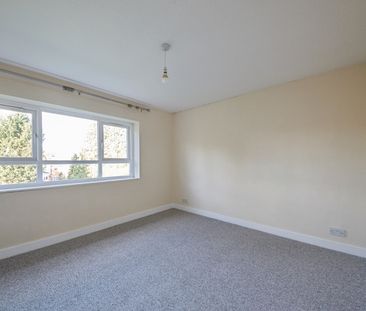 2 Bed Flat, Falstaff House, B13 - Photo 5