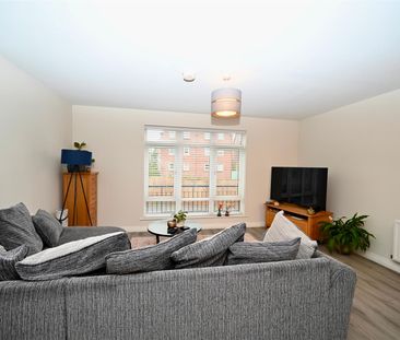 Apt 5, 39 Dundela Crescent, Belfast, BT4 3BN - Photo 1