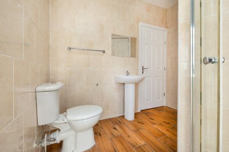 5 bedroom townhouse to rent - Photo 3