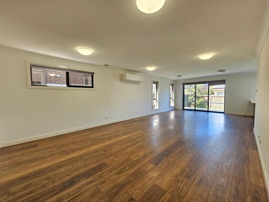 Modern and Spacious Family home in the heart of Colebee - Photo 1
