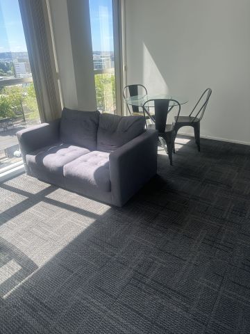 Two Bedroom Apartment in the Bustling CBD - Photo 4