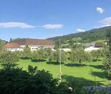 Grosszügige 5-Zimmer-Wohnung mit Seeblick - Photo 2