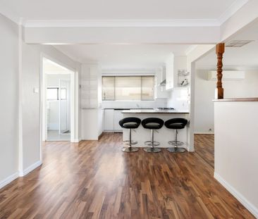 Located in a quiet pocket of South Kalgoorlie, this well-presented ... - Photo 5