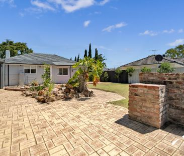 5 Quadea Way, NOLLAMARA WA 6061 - Photo 4