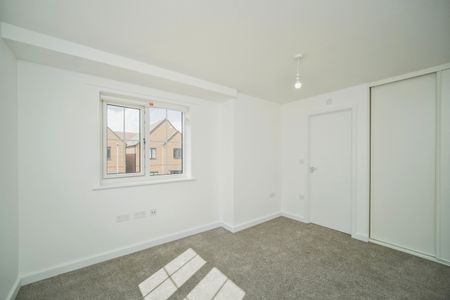 3 bedroom house to rent - Photo 3