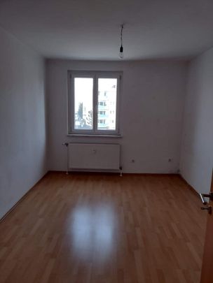 Bastlerhit 3-Raum Wohnung mit herrlichem Ausblick - Photo 1