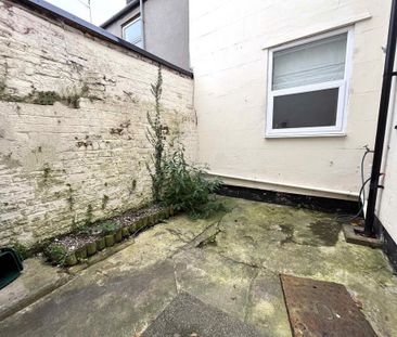 1 bedroom property to rent - Photo 5
