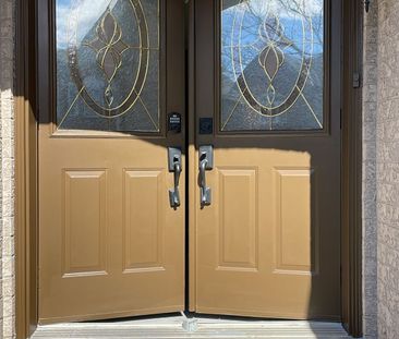 For Lease - 26 Goldenlight Circle, Brampton, Ontario - Photo 5