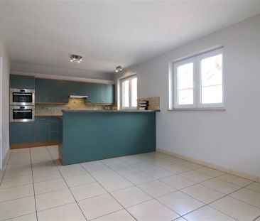 Appartement met 2 slpk., grote garage en terras, rustige ligging te... - Photo 3