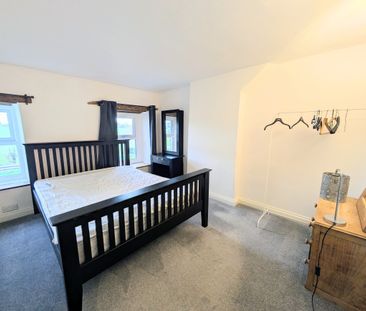 The Shoe, Chippenham, North Wraxall - Photo 5